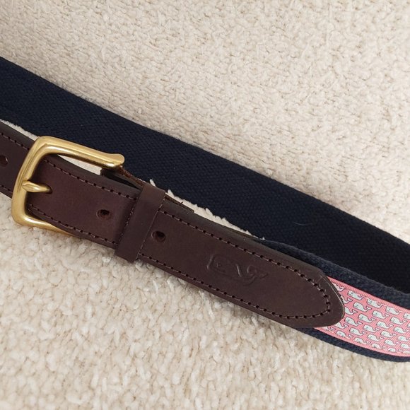 Vineyard Vines NWOT Raspberry Pink Silk on Canvas Logo Buckle Belt.   Size 30 main image 4